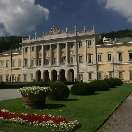 La Casa De Papel * كومو